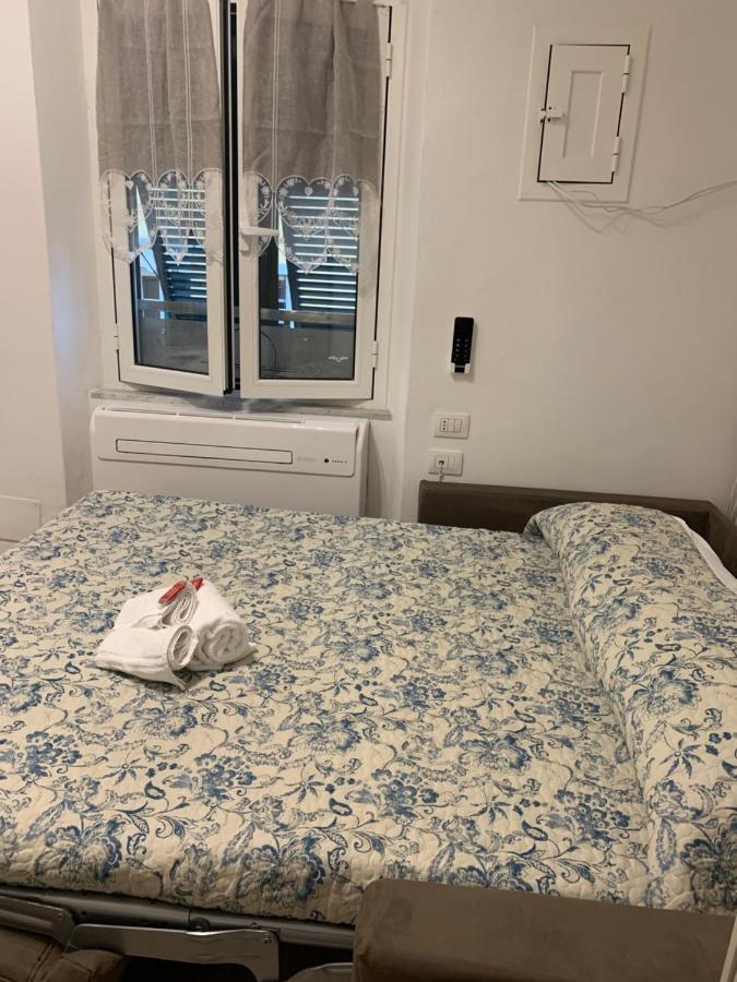 La Finestra Del Pesco Apartment Леричи Екстериор снимка